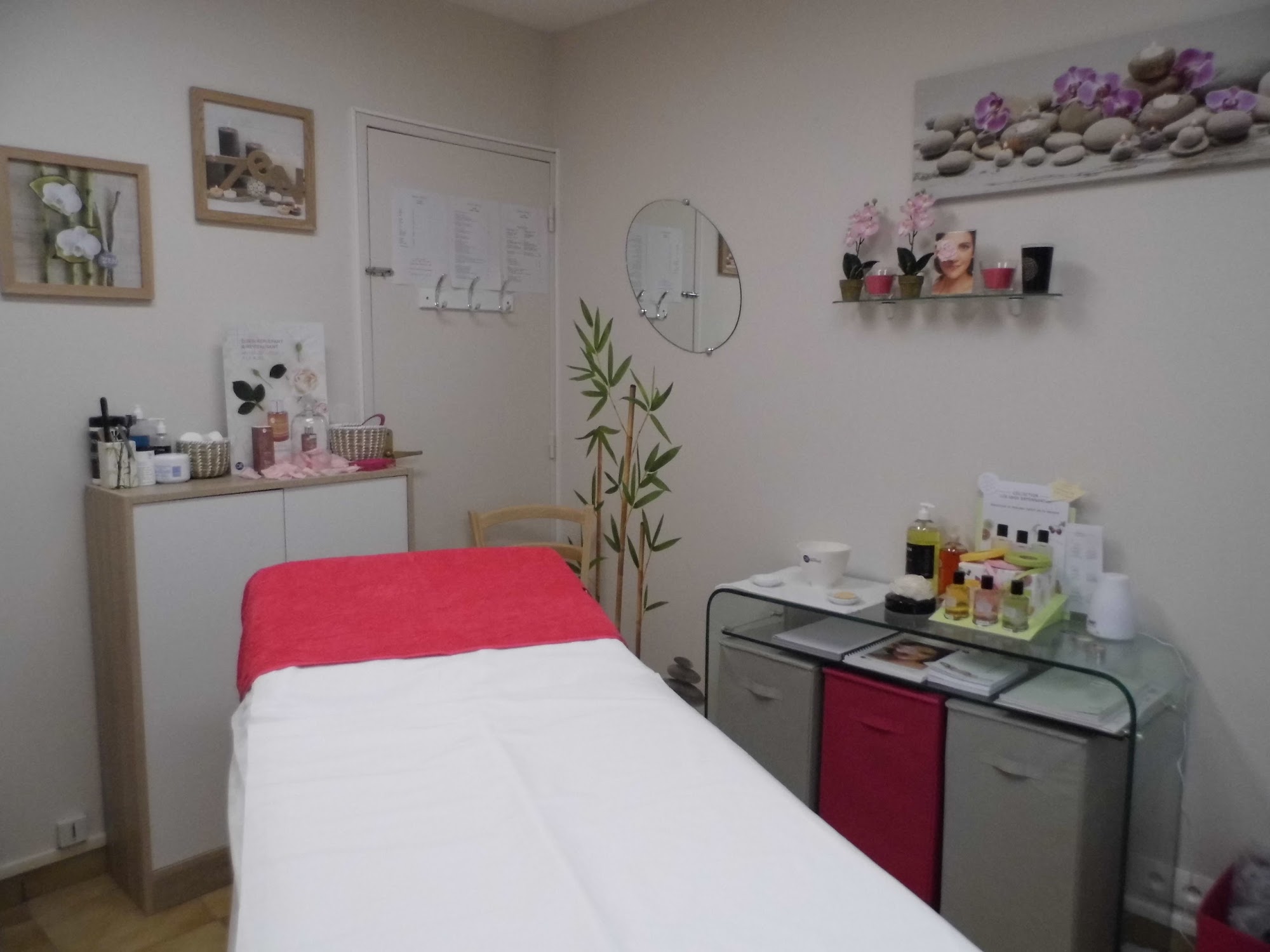 AF1QipNLgyhfJy18CsE92yY_KerGtf0MhDier2yLkRZTw2000-h2000-1.jpg